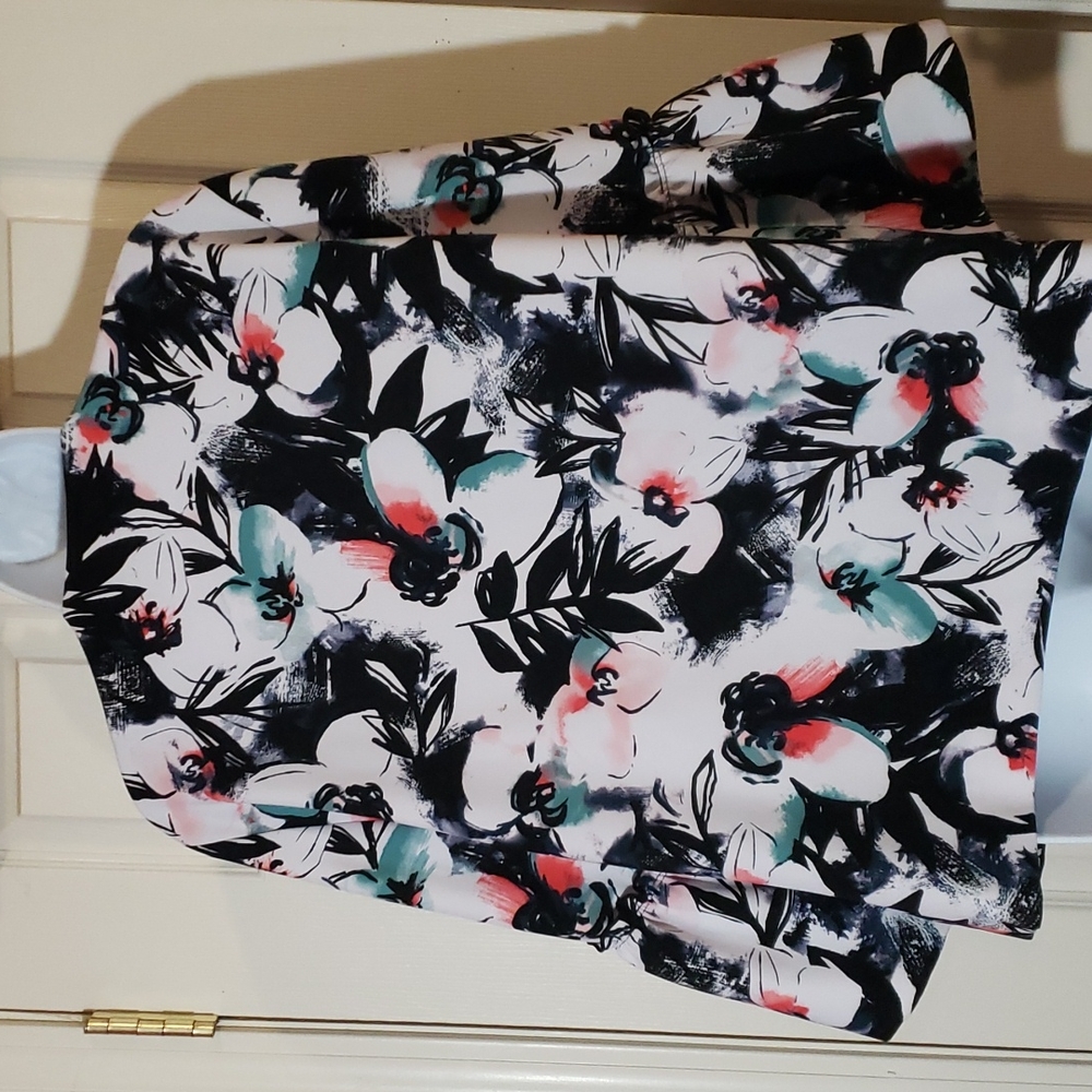 Lane Bryant floral print half sleeve blazer - Picture 5 of 11